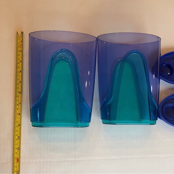 Beautiful Tupperware container set 1.6L X2 - Picture 4 of 7